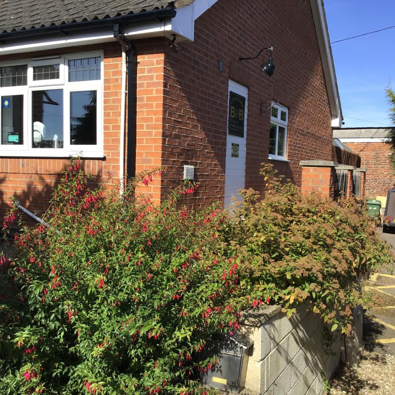 Little Lodge B&B Lutterworth Exterior photo